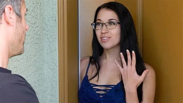 Neighbor Help Turns into Secret Affair - Alex Coal