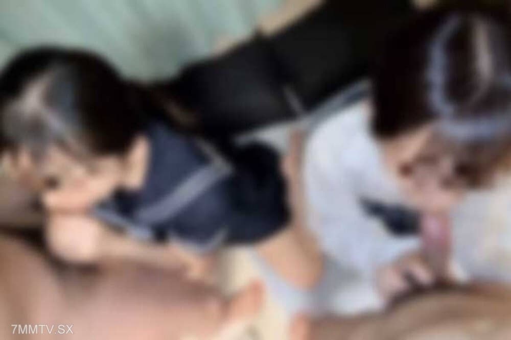 FC2-PPV-4805942 [Crazy] Beautiful 19-Year-Old in Stray Uniform 4P