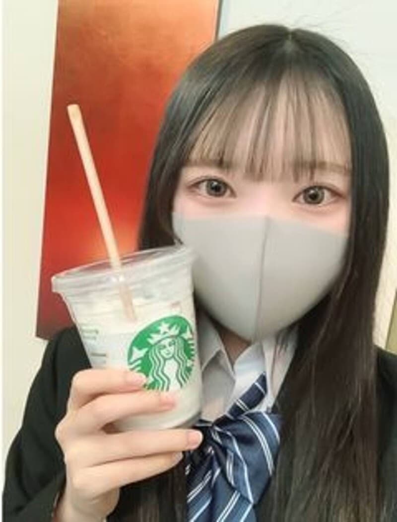 FC2-PPV-4811055 [First shoot] A talented girl who passed the Nogizaka audition! Petite 148cm slender Yun-chan who has only had sex once! poster