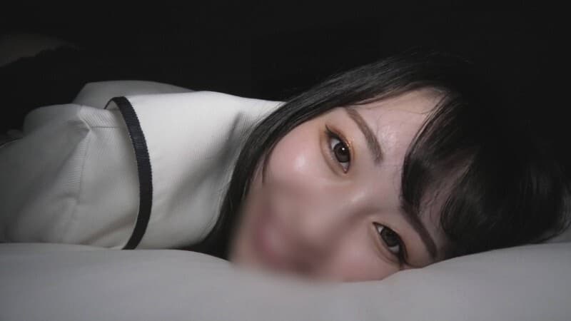 FC2-PPV-4811543 [Limited Time Sale! 20,000pt ➡ 2,980pt] Uncensored Neat and innocent! Long black hair! I called her to the Ahusuku Hotel and inseminated her twice! poster