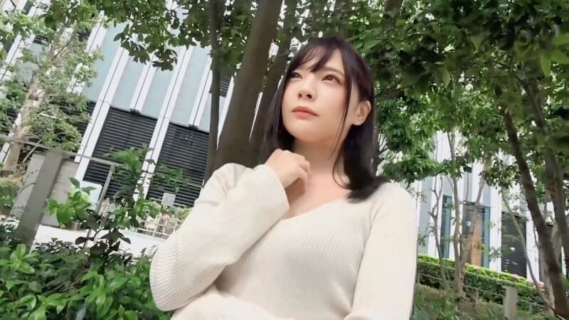 FC2-PPV-4811752 Divine Beauty Uncensored Creampie & Swallow poster